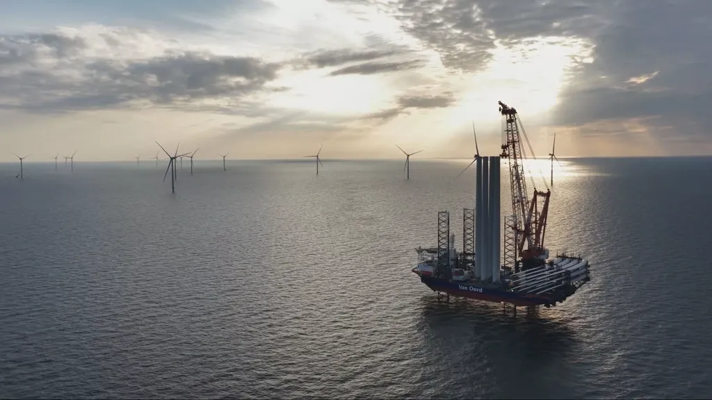 Government rushes subsidies and talks to prevent further delays to North Sea wind farms