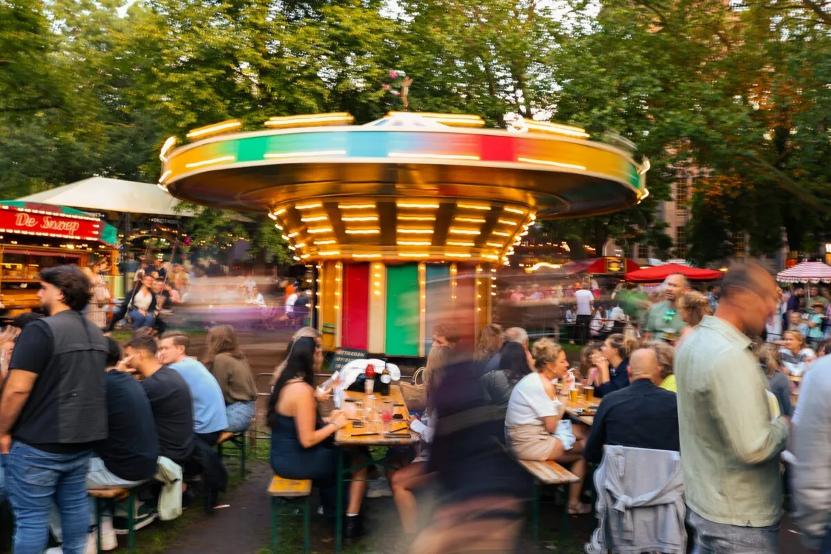 The Parade proves once again that summer entertainment is long more than light amusement — a welcome respite from the one‑sided Ukraine narrative